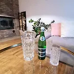 Kapitanski * 格丁尼亚